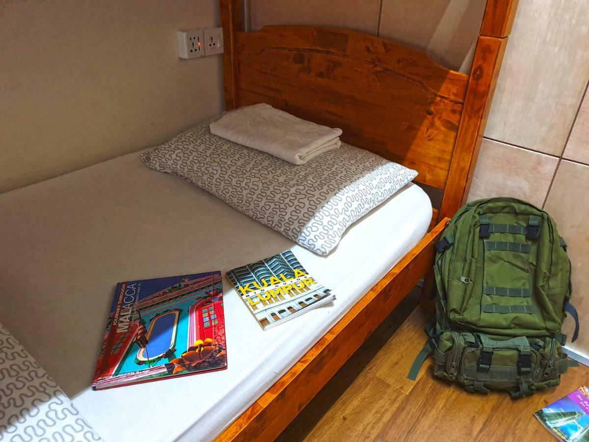 Hostel Klbackpacker.Com Kuala Lumpur Zewnętrze zdjęcie